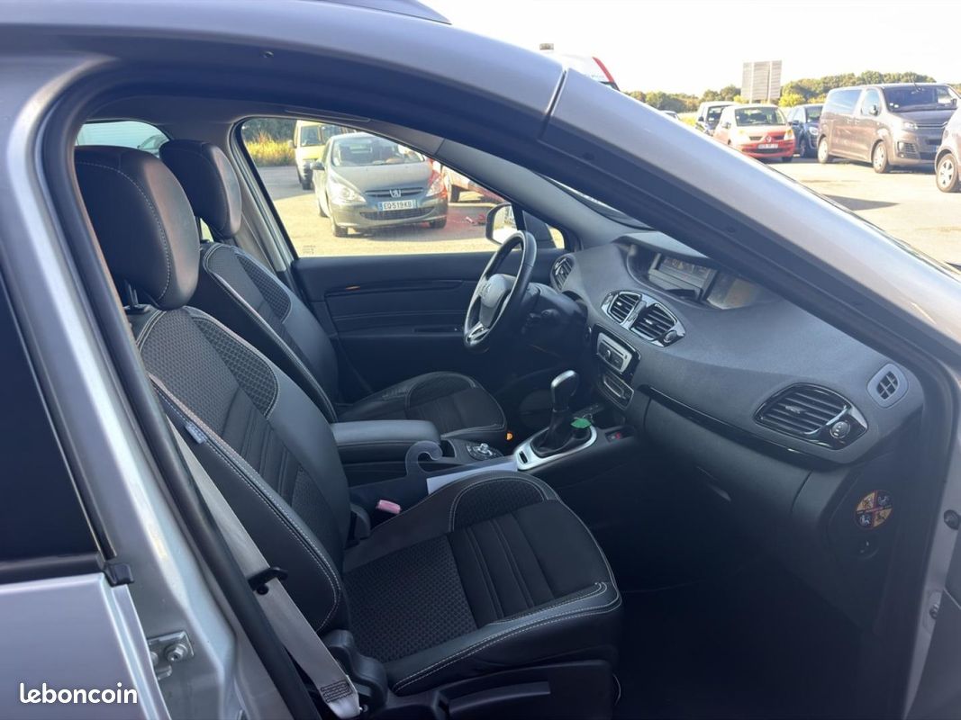 Renault Grand Scenic 1.5 dCi 110ch Bose EDC Euro6 7 places "Boite Automatique" (image 8)