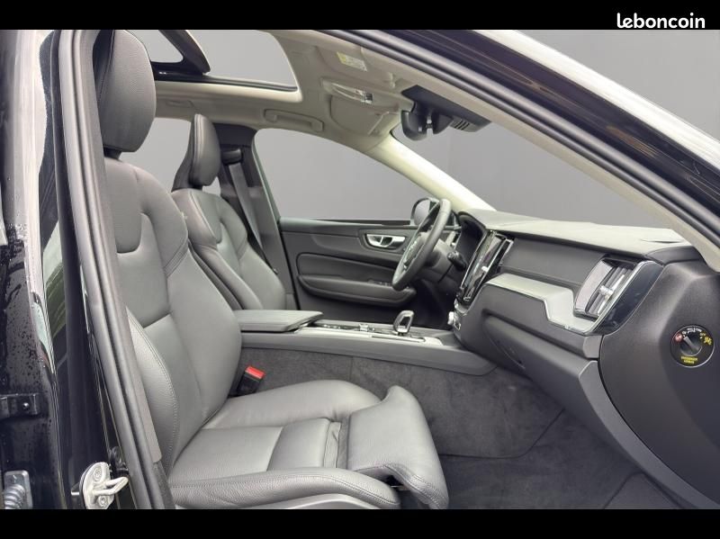 Volvo XC60 T6 Hybride Rechargeable 253 + 145ch Ultra Style Dark Geartronic 8 AWD (image 13)