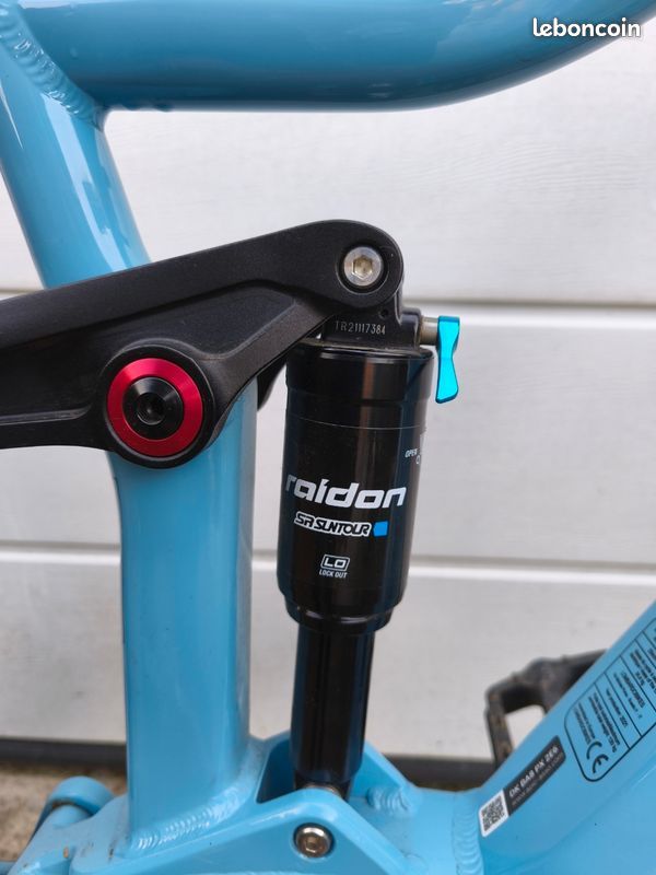 VTT électrique Stilus tout suspendu comme neuf (image 4)
