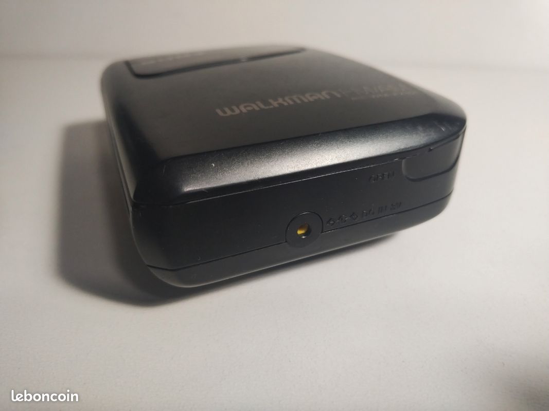 Sony Walkman WM 101 Rare Lecteur Cassette Stéréo Junk Noir