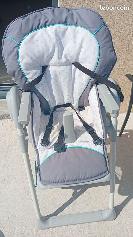 Chaise haute évolutive bébé (image 1)