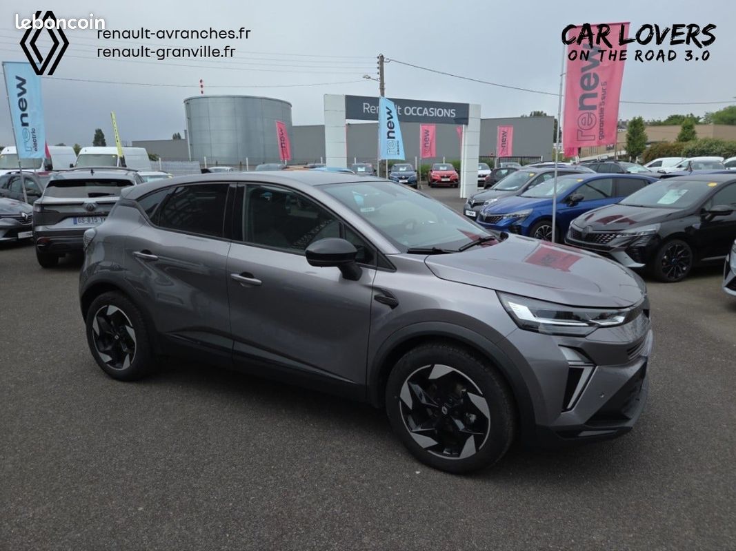 RENAULT Captur TCe 90 ch Techno (image 12)