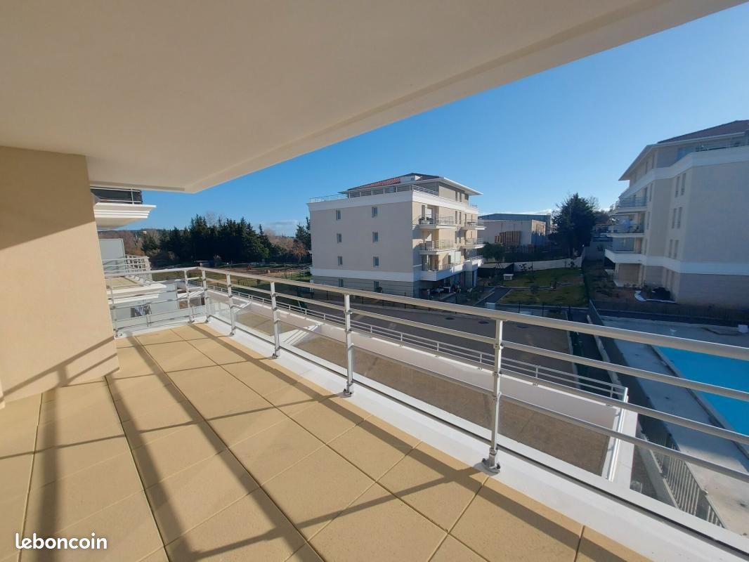 Appartement 3 pièces 61 m² · à Mandelieu-la-Napoule · 61 m² · 1 090 €/mois
