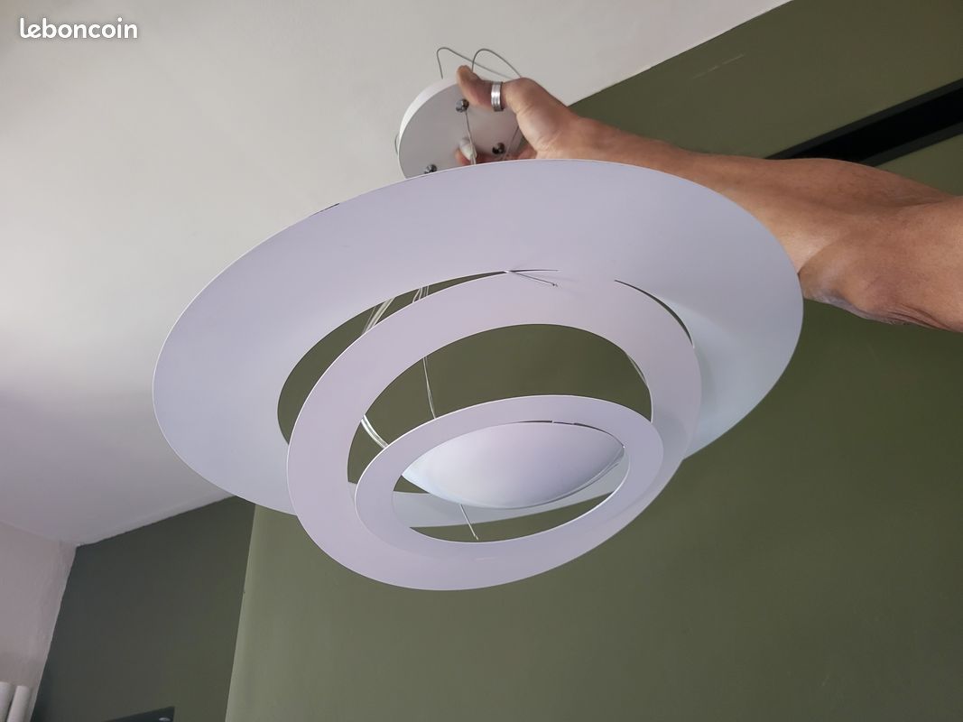 Lustre moderne blanc (image 1)