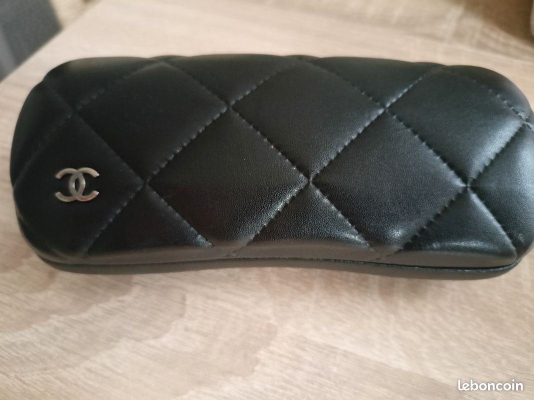 Véritable lunettes chanel avec étui (image 9)