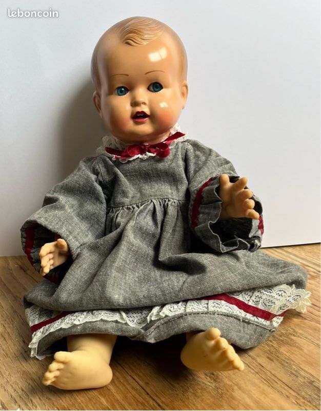 ANCIENNE ET TRES Belle Tete De Poupee Raynal Florence Brune Yeux Riboulants EUR 49,90 - FR