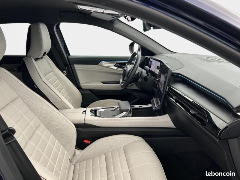 Renault Espace 1.2 E-Tech full hybrid 200ch Iconic (image 18)