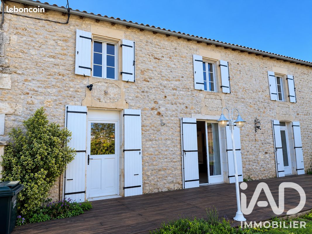Maison 4 pièces 155 m² · à Meursac · 155 m² · 299 000 €