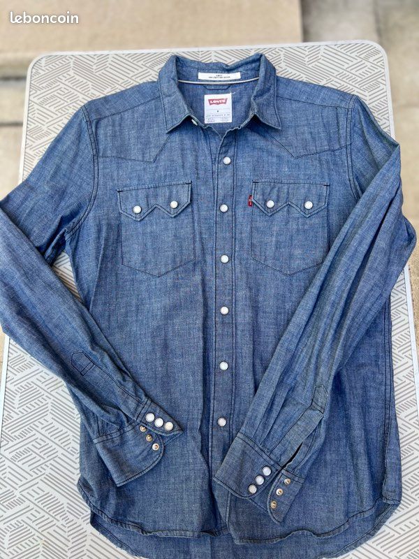 Chemise Levi’s accidentée (image 1)