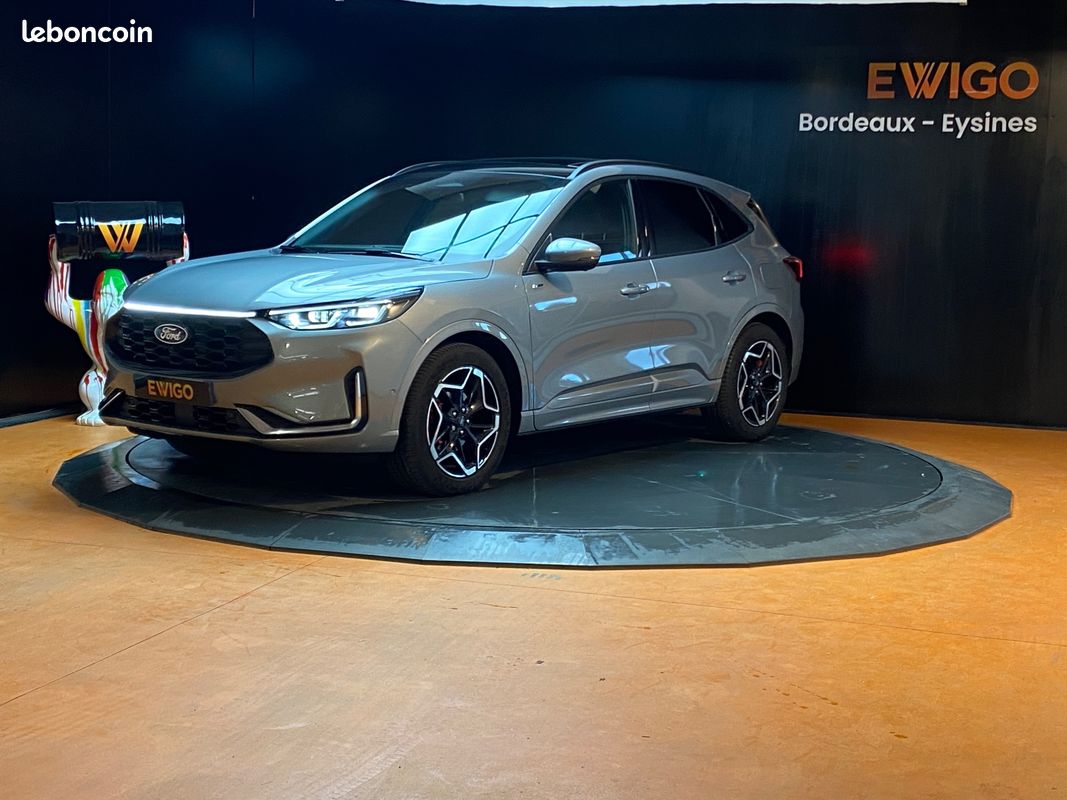 FORD KUGA 2.5 DURATEC 180H 150 HYBRID FHEV ST LINE X 4X2 / TOIT OUVRANT PANORAMIQUE / CARPLAY / CAMÉRa 360 (image 29)