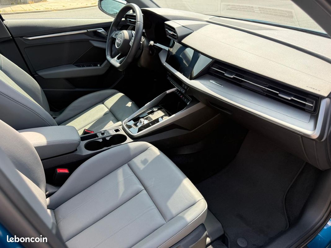 Audi a3 iv sportback 35 tfsi 150 mhev design luxe s tronic 7 2023 42034kms (image 3)