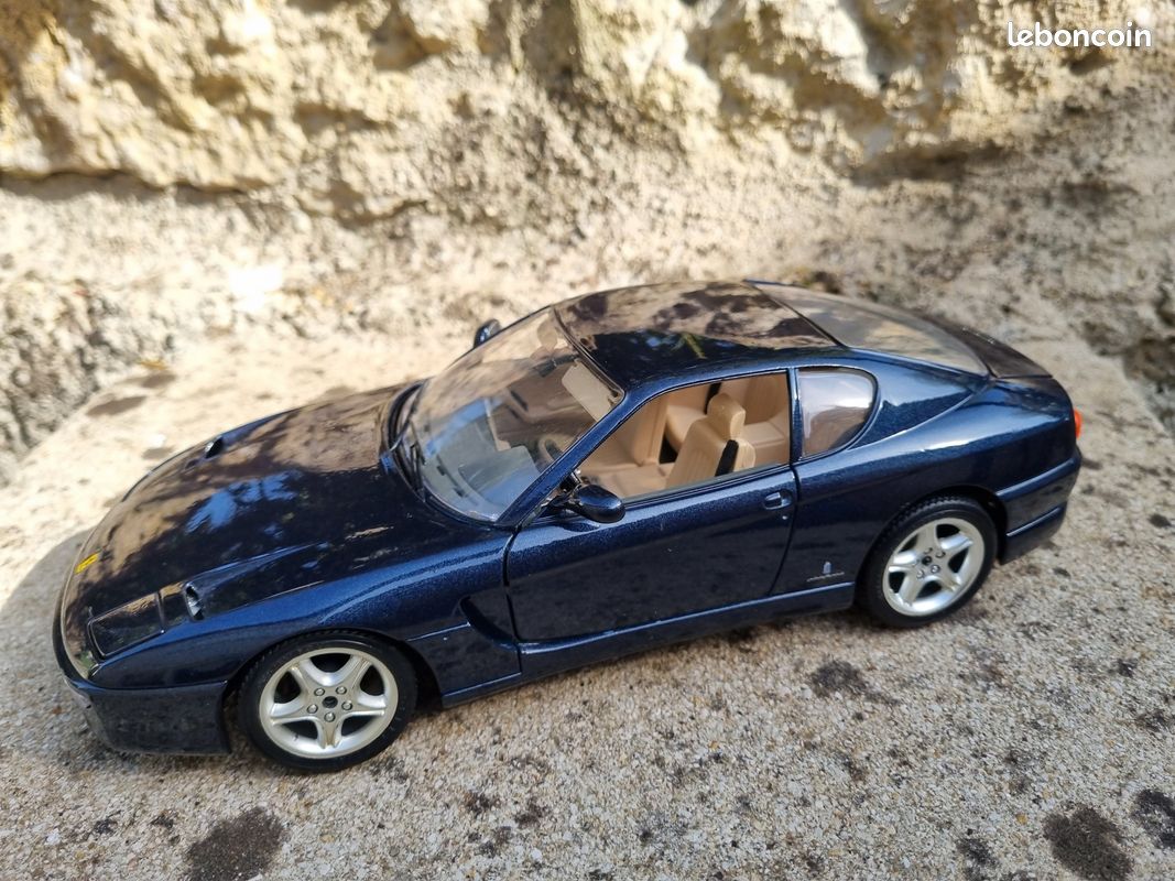 BBurago Ferrari 456 GT Blu Scala 1:18 Anno 1992