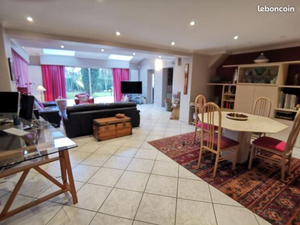 Maison a louer rueil-malmaison - 6 pièce(s) - 196 m2 - Surfyn