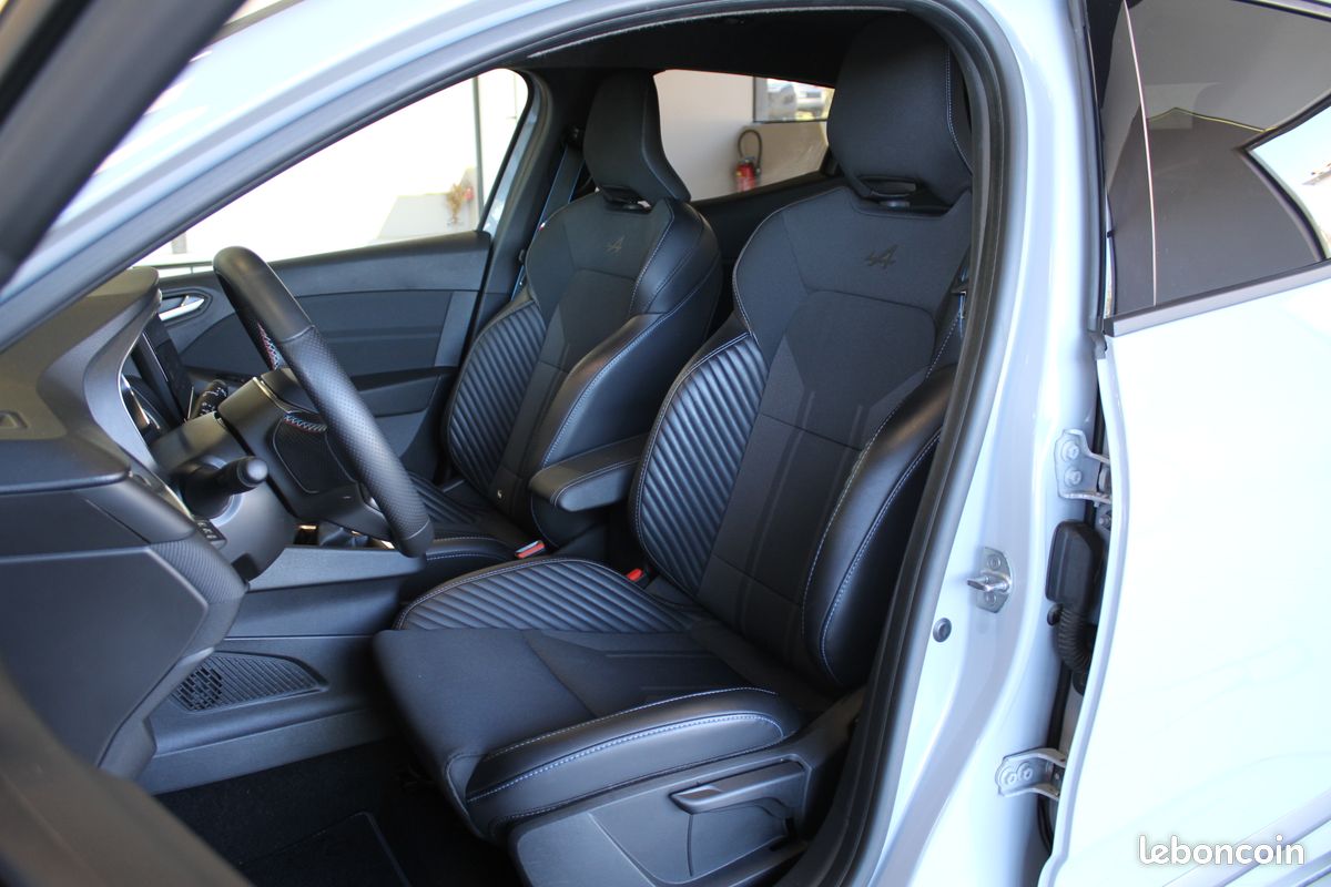 Renault Clio 1.0 Tce 90 ch Esprit Alpine ( Gris Rafale / 1er Main / Android Auto /Camera de recul) (image 9)