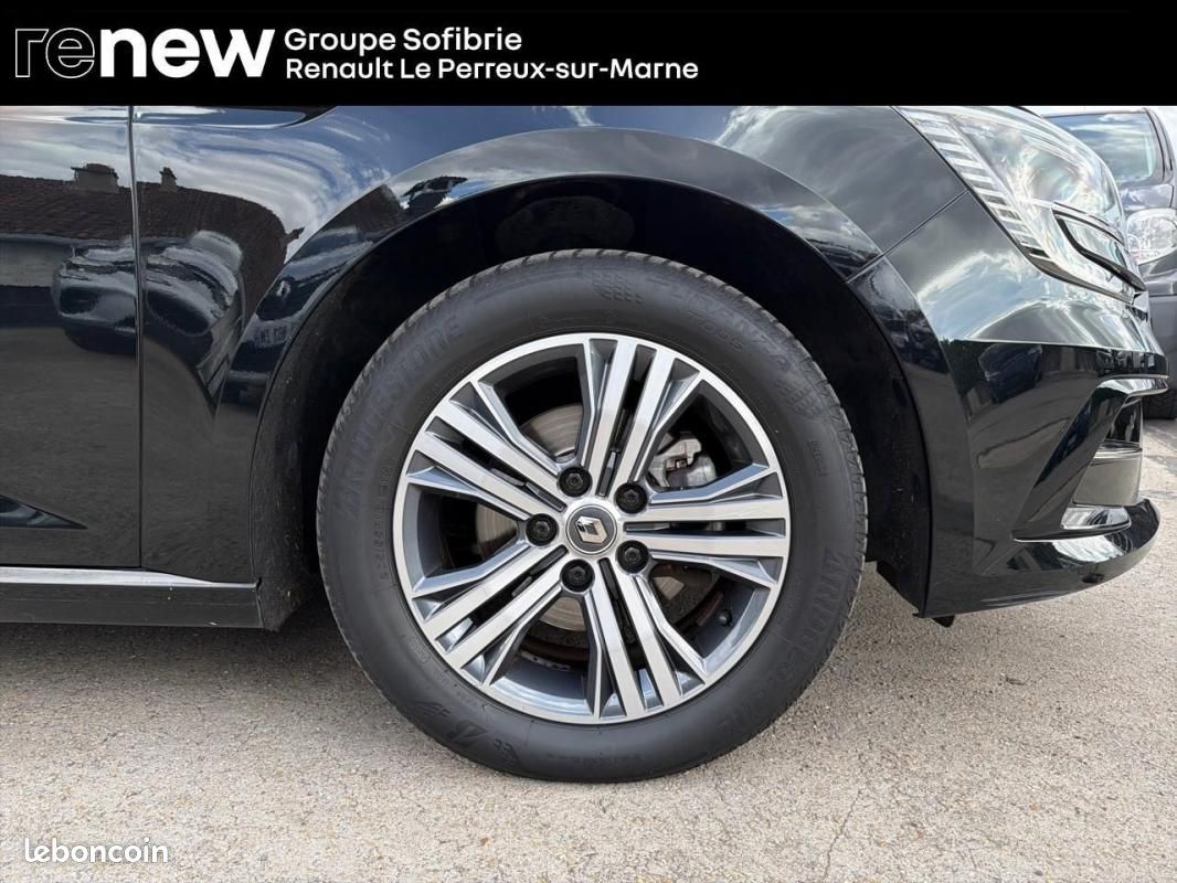 Renault Mégane IV BERLINE Blue dCi 115 - 20 Intens (image 13)