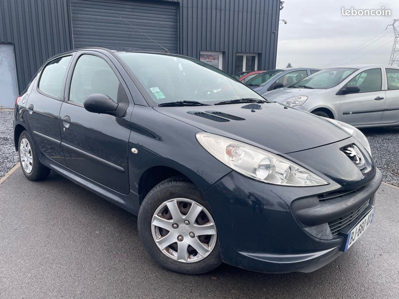 Peugeot 206+ 1,1i Essence 60 Chvx « Première Main » (image 1)