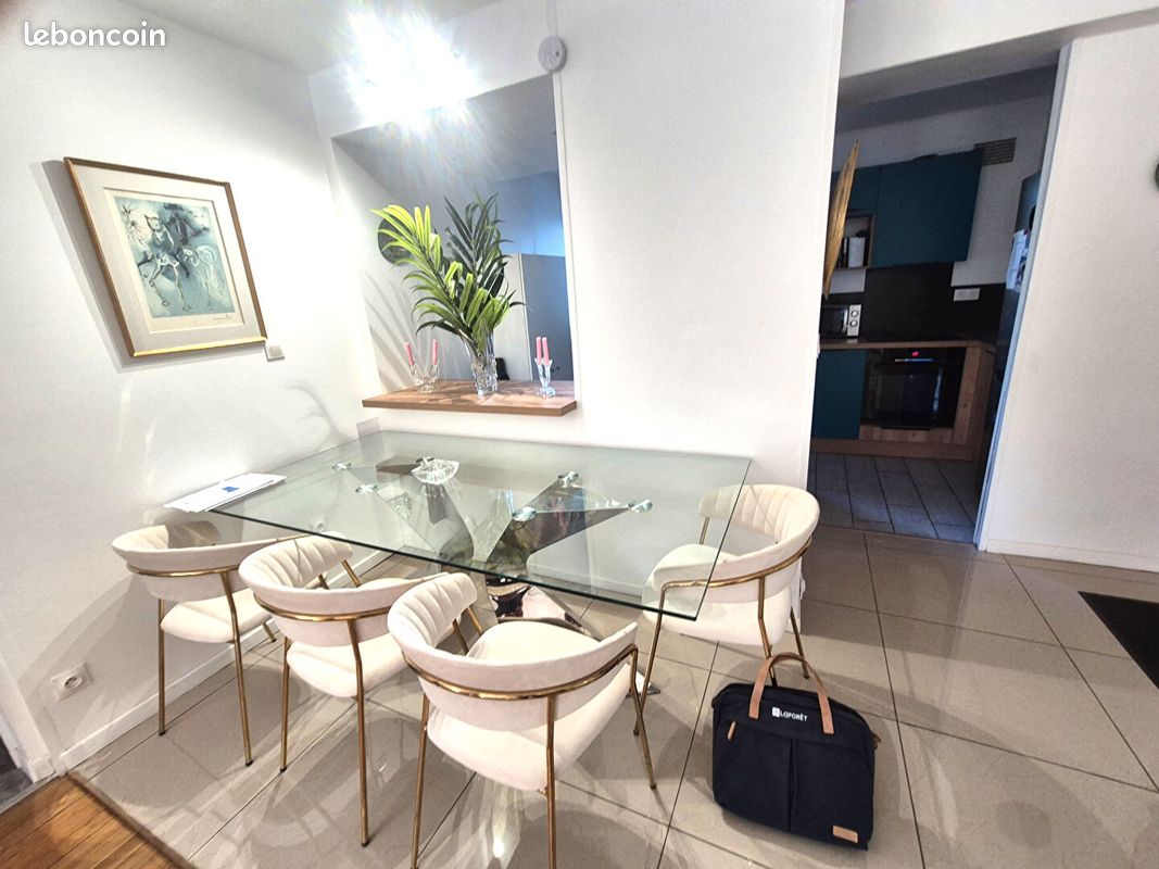 Appartement 3 pièces 70 m² · à Créteil · 70 m² · 360 000 €