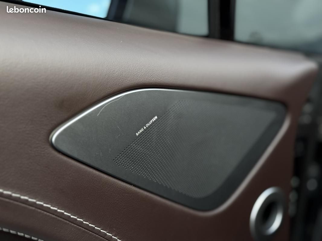Aston Martin Rapide 6.0 V12 477 CH TOUCHTRONIC / SUIVI ASTON SUPERBE ÉTAT (image 20)