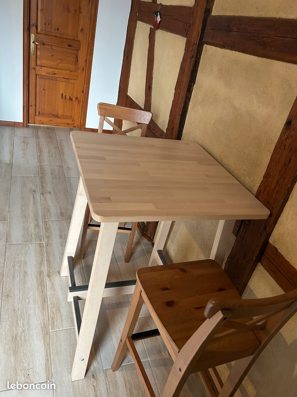 Table haute avec 2 chaises hautes (image 2)