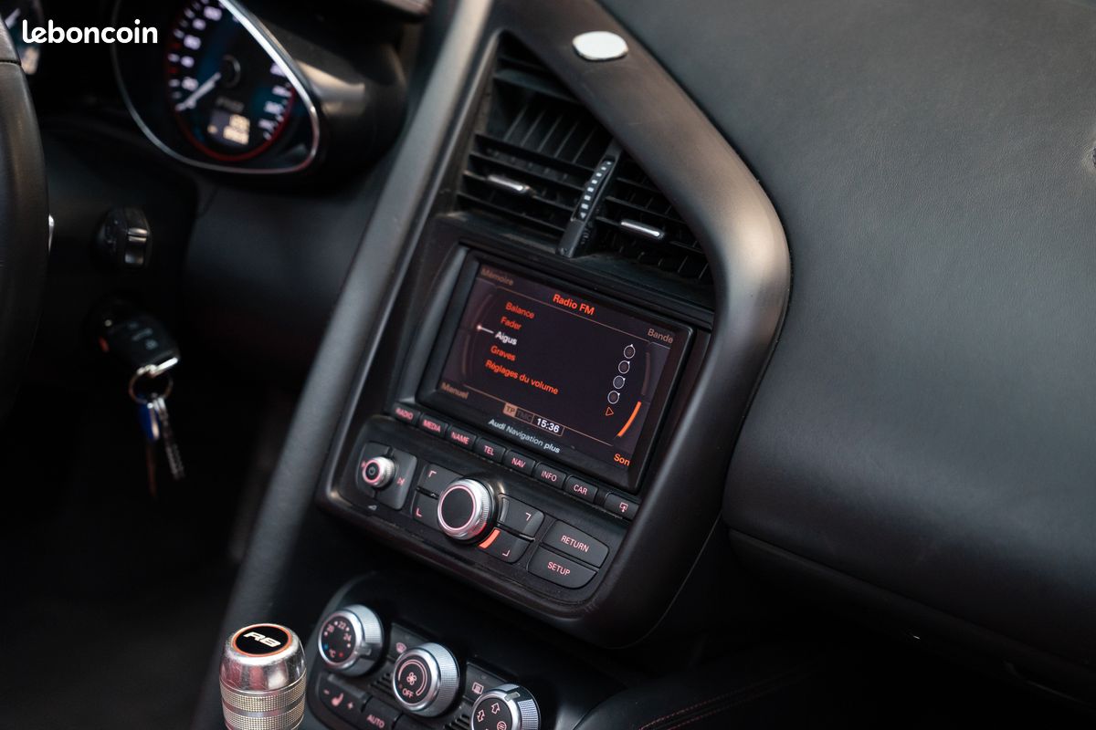 AUDI R8 V10 SPYDER 5.2 525 CV | Origine France | Bang & Olufsen | Suivi complet AUDI (image 14)