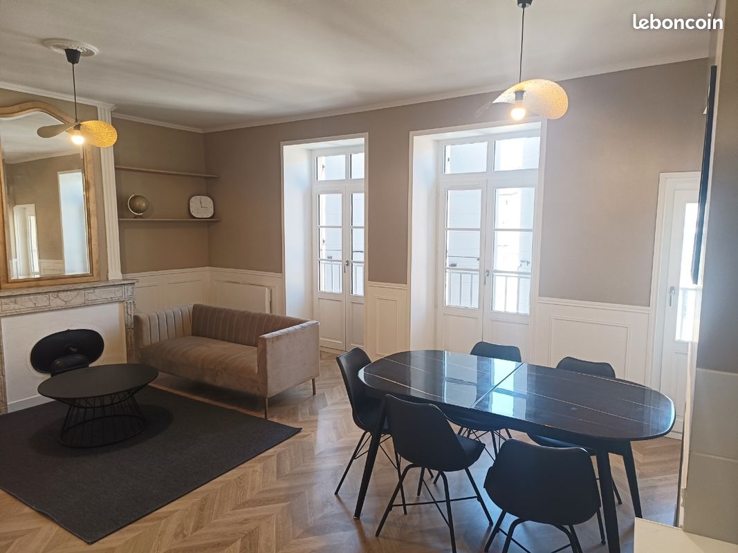 Appartement 7 pièces 82 m² · à Annonay · 82 m² · 820 €