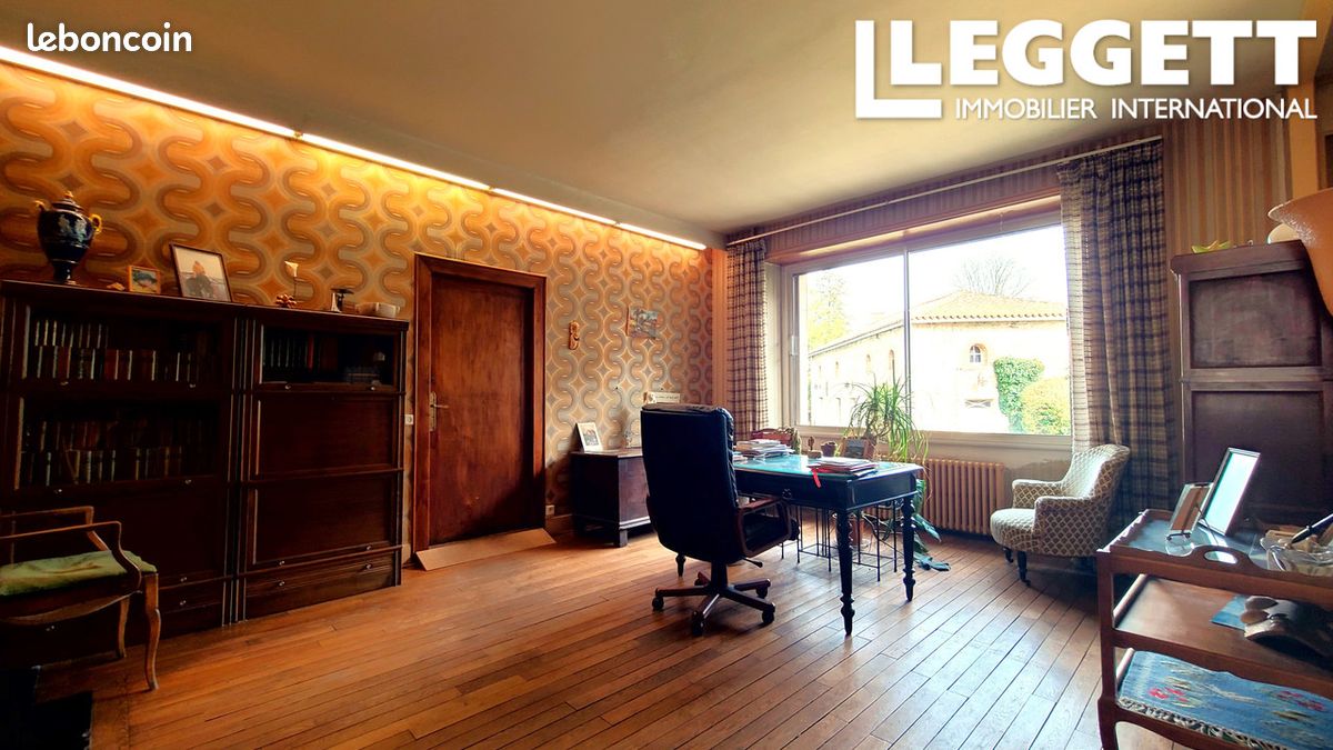 Maison 9 pièces 303 m² - Champagne-Mouton 16350 (image 3)