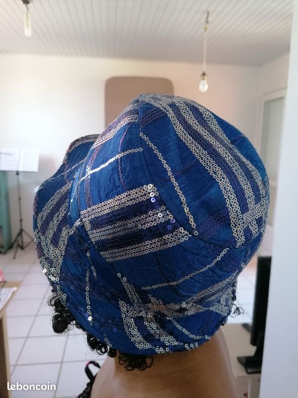 Chapeau de fête (image 1)