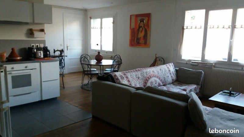 Appartement 3 pièces 80 m² · à Lyon · 80 m² · 830 €/mois