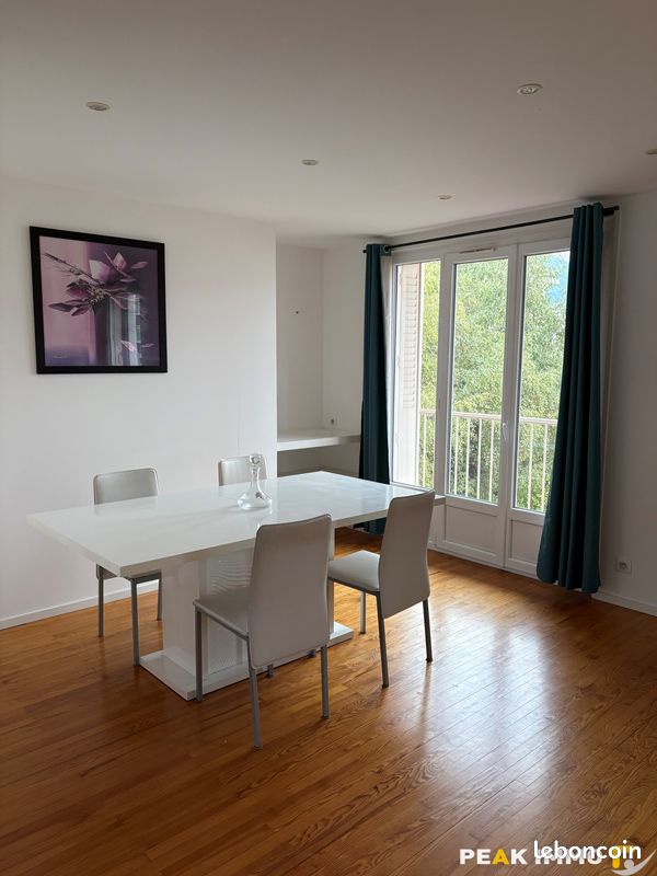 Appartement 3 pièces 66 m² · à Annecy · 66 m² · 1 221 €/mois