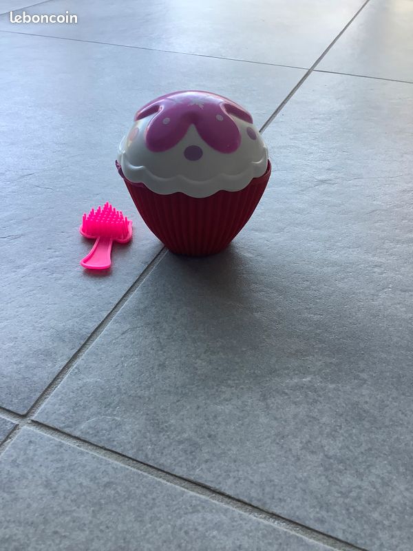 Poupée cupcake (image 2)