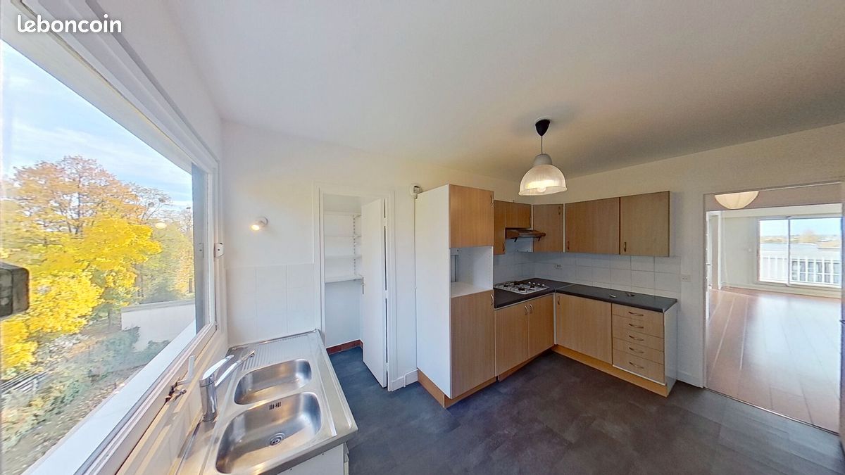 Appartement a louer versailles - 5 pièce(s) - 103 m2 - Surfyn