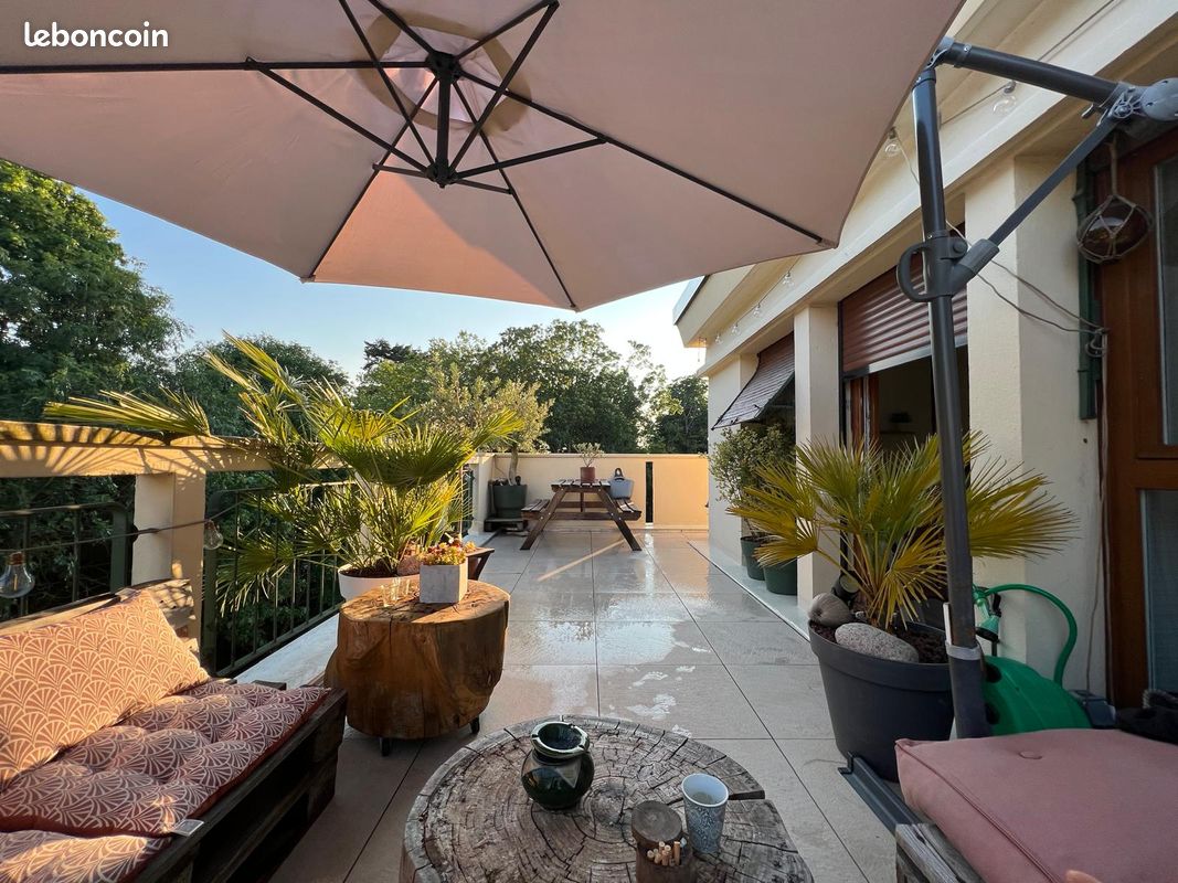 Appartement 5 pièces 100 m² · à Le Plessis-Bouchard · 100 m² · 299 900 €