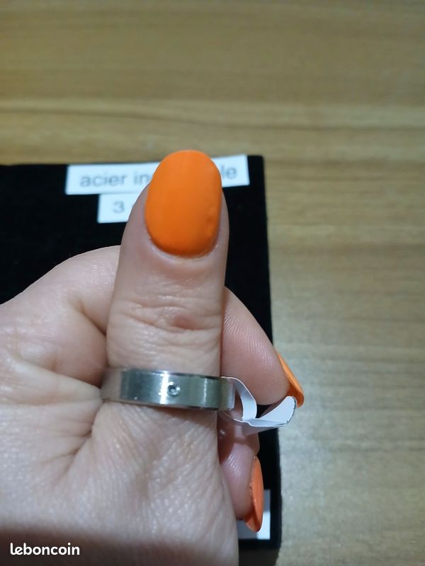 Bague en acier inoxydable neuf taille 21 (image 2)