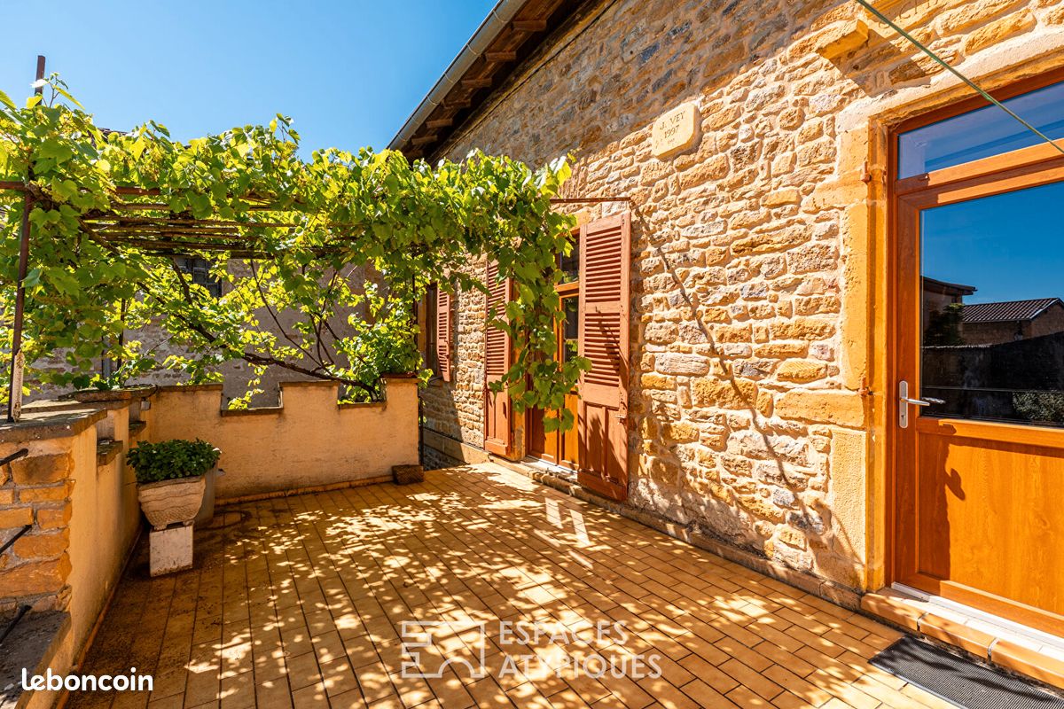 Maison 6 pièces 128 m² · à Theizé · 128 m² · 335 000 €