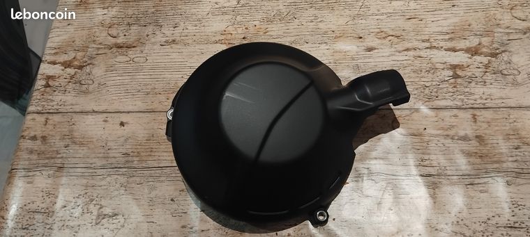 Carter Droit Pour Yamaha MT-09 - Pièce Neuve Générique, Fabriqué En France