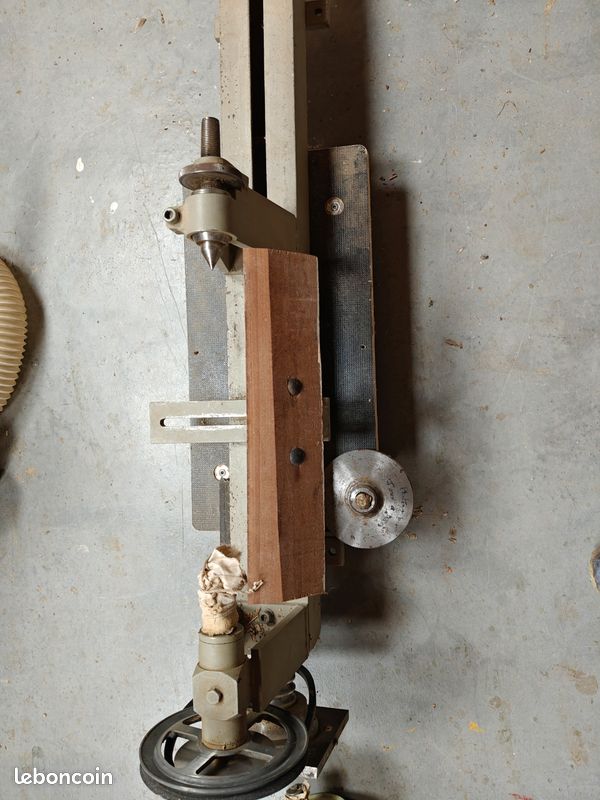 Tour à bois pour bricoleur (image 2)