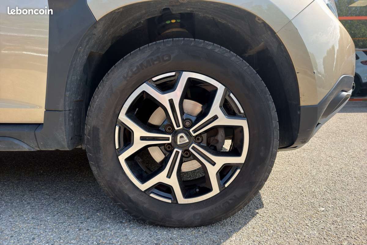 Dacia Duster 1.5 DCI 110 4X4 PRESTIGE (image 17)