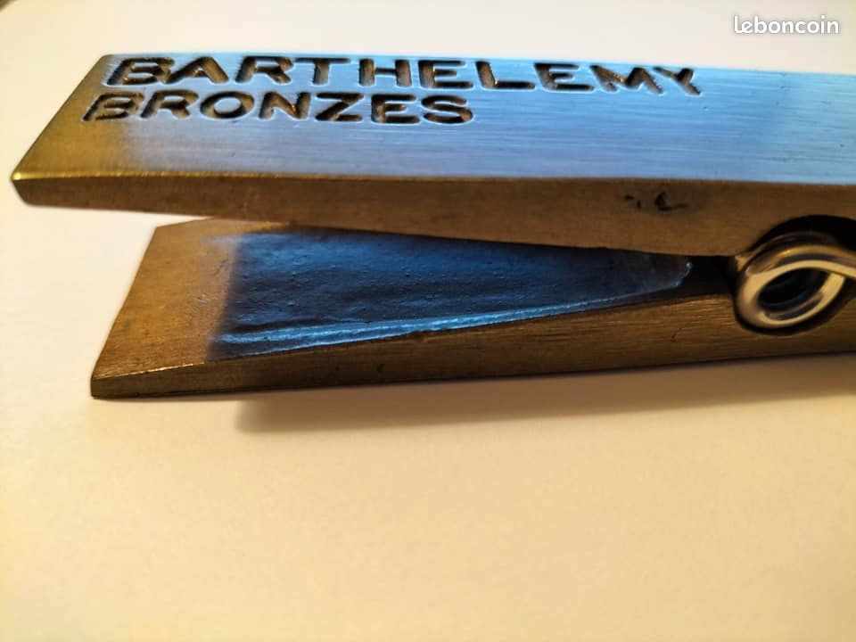 Ancienne pince à courrier en bronze. Barthélémy Bronzes (image 7)