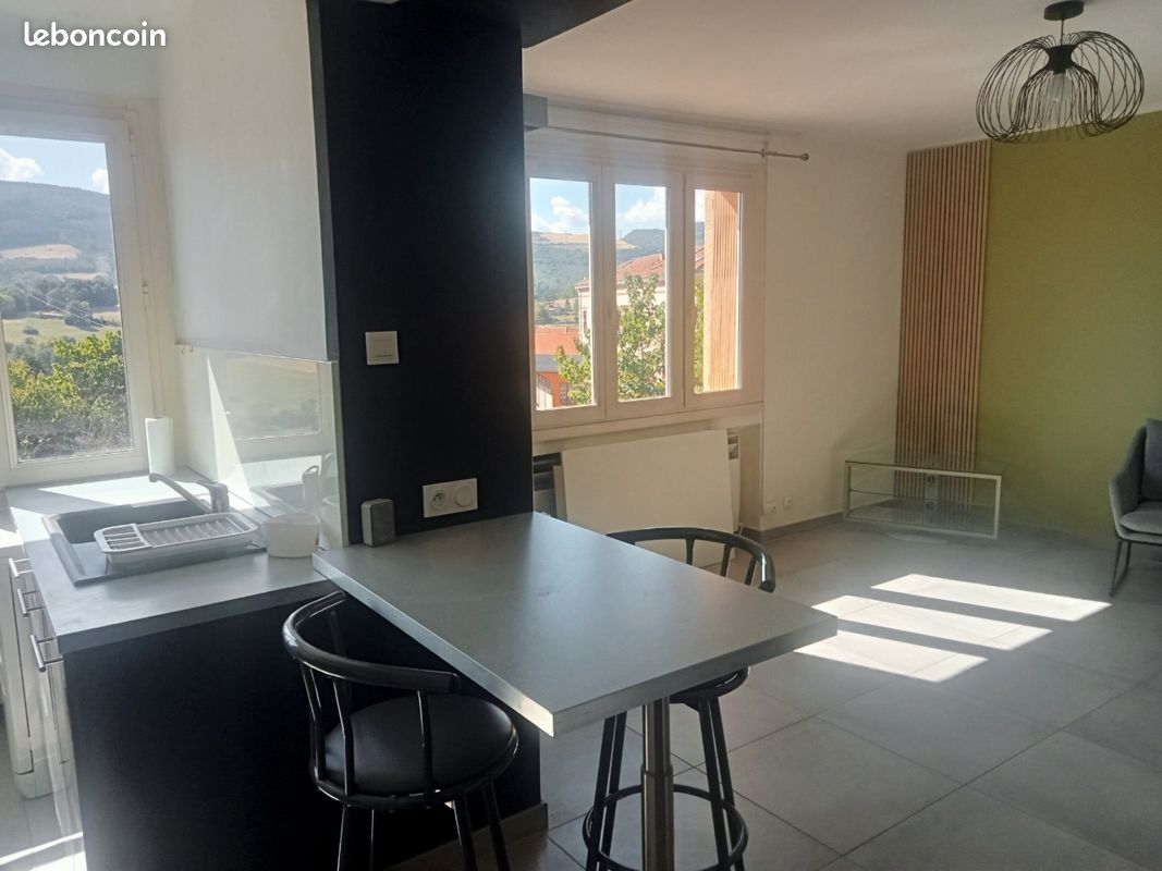 Appartement 2 pièces 60 m² · à Saint-Jean-Bonnefonds · 60 m² · 97 000 €