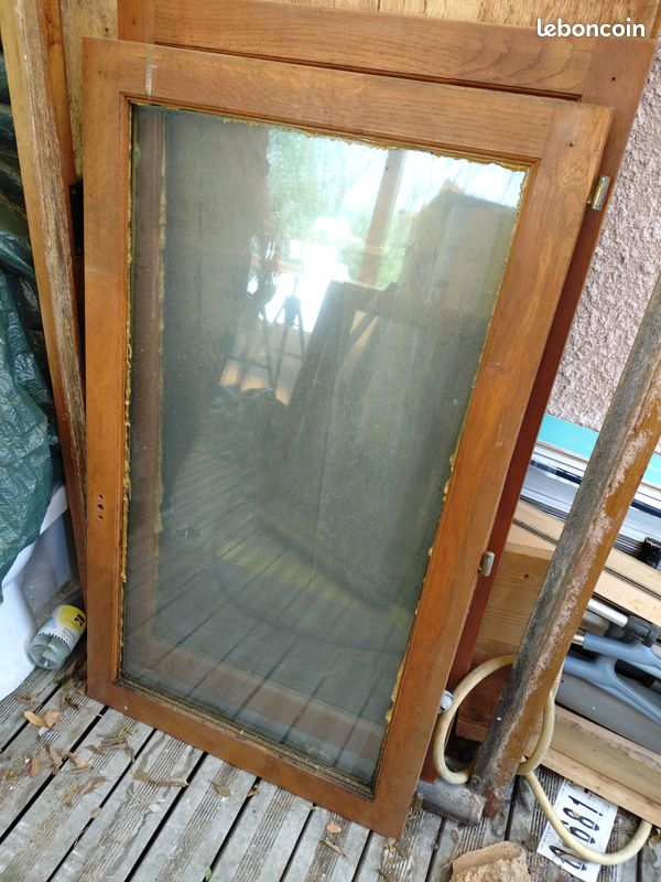 Fenêtre bois (image 1)