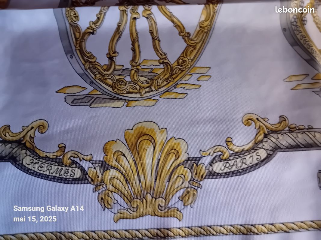 Foulard HERMES (image 2)