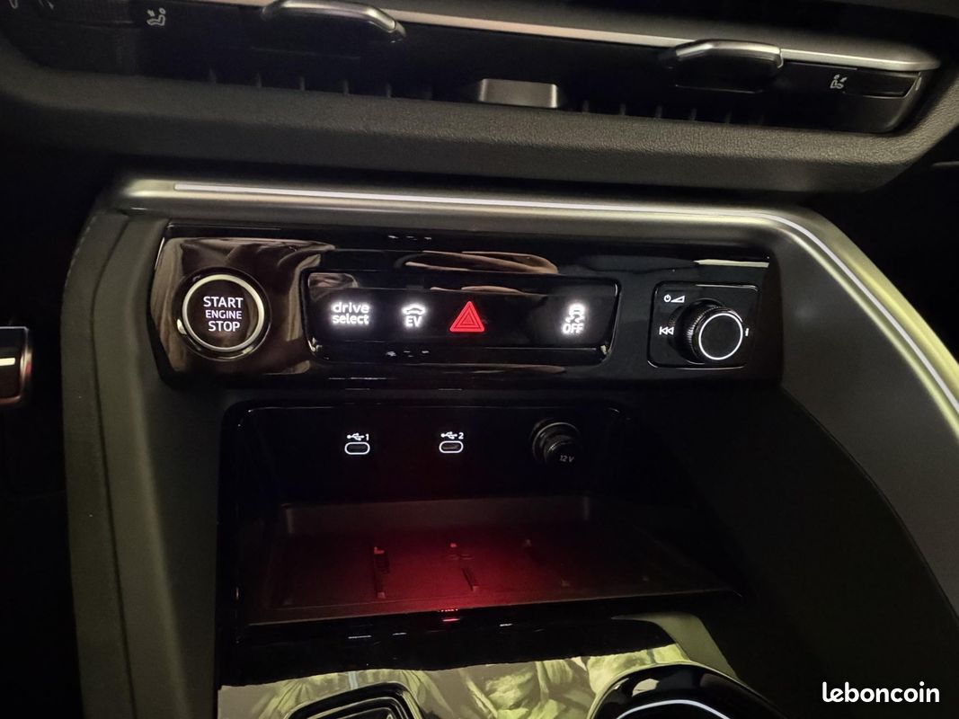 AUDI Q5 Sportback e-hybrid 299 ch S tronic 7 Quattro S line (image 10)