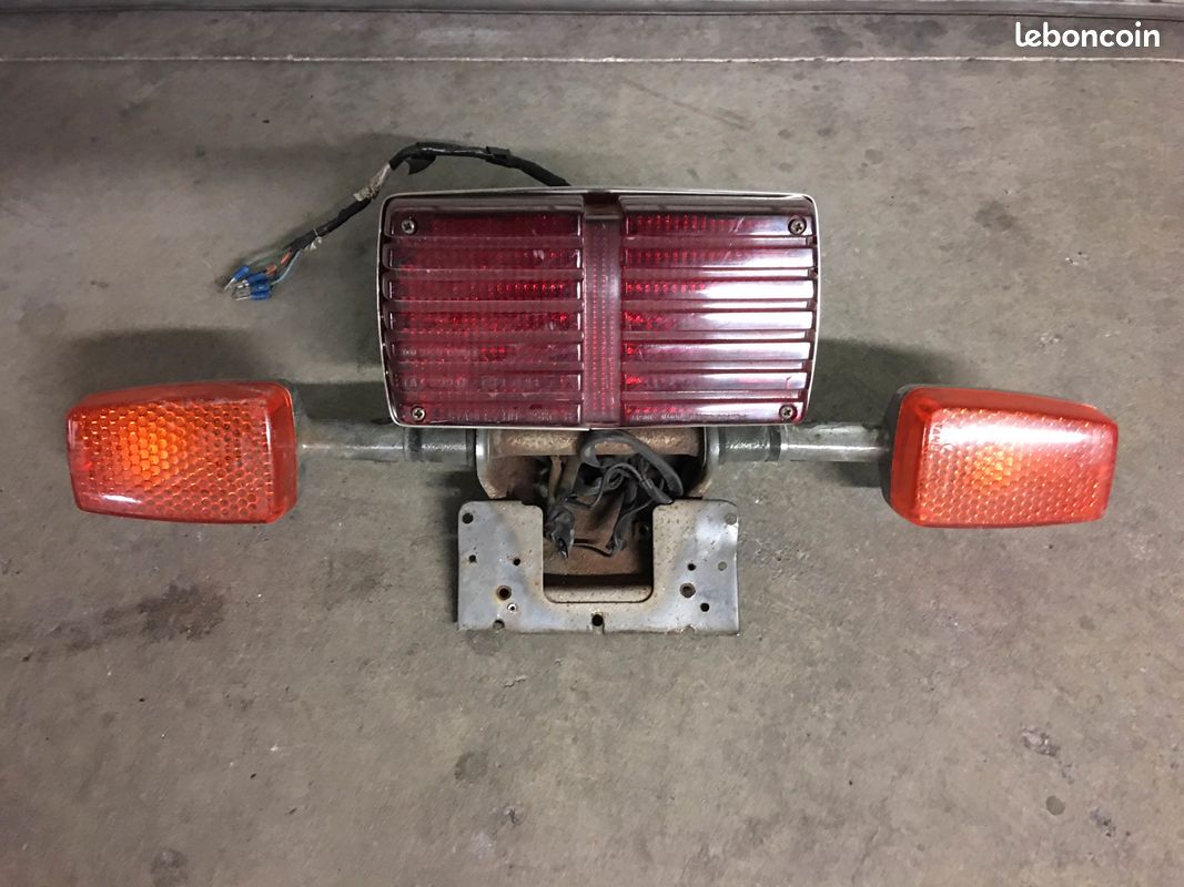 Véritable feu arrière 1980 Honda 1000 GL K4 (image 1)