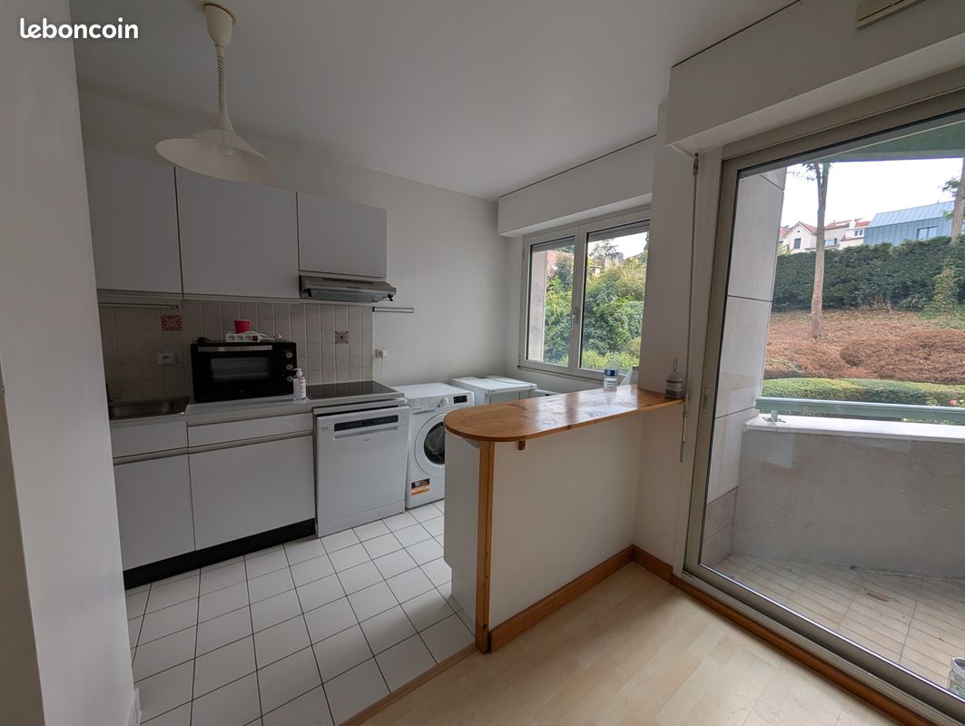 Appartement 2 pièces 40 m² · à Clamart · 40 m² · 1 357 €/mois