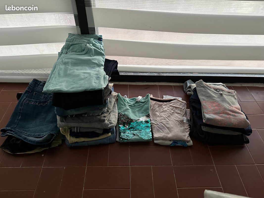 Lot de vêtements fille 8-9 ans (image 1)