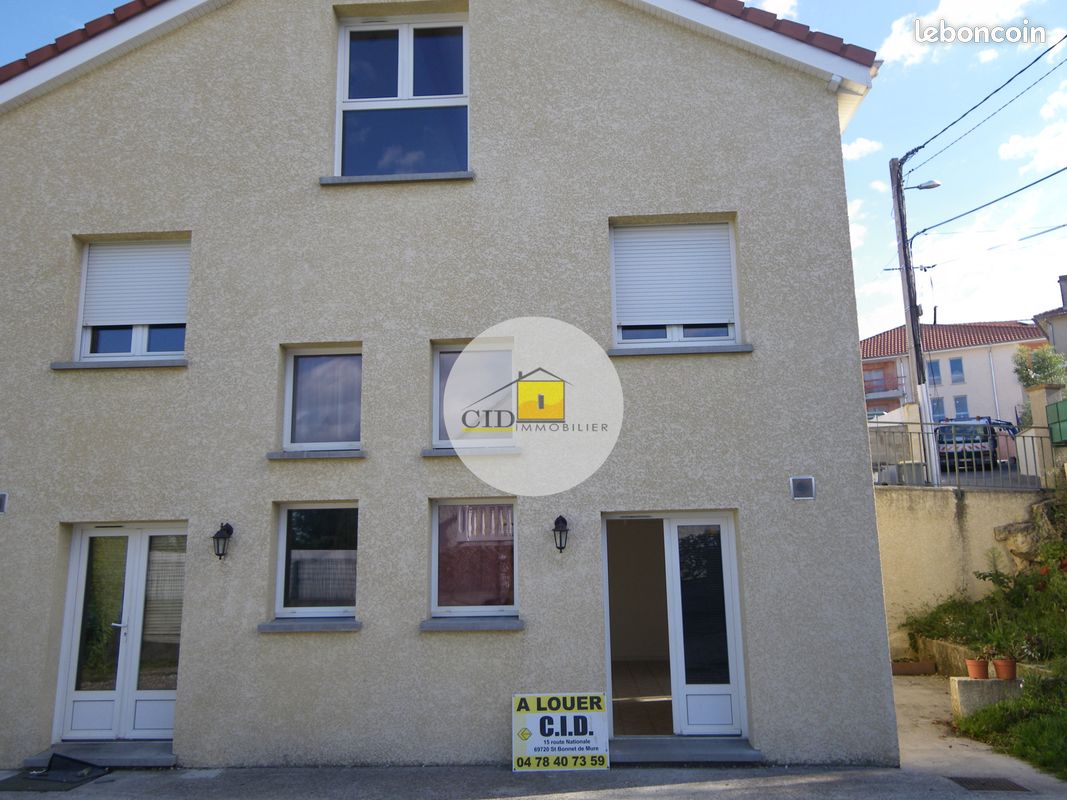 Appartement 3 pièces 56 m² · à Genas · 56 m² · 880 €