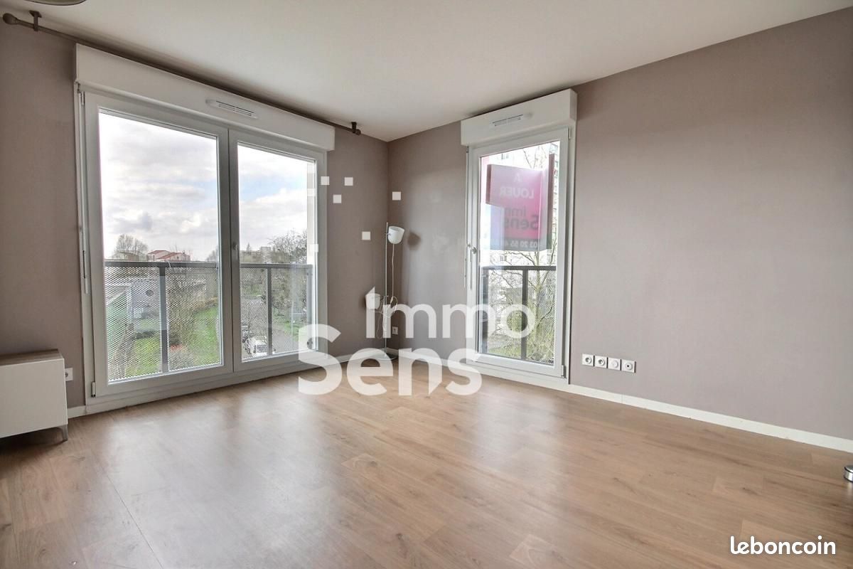 Appartement 3 pièces 59 m² · à Loos · 59 m² · 804 €/mois