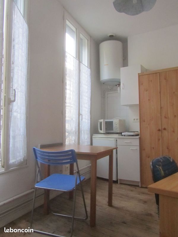 Appartement 1 pièce 15 m² · à Angoulême · 15 m² · 335 €/mois