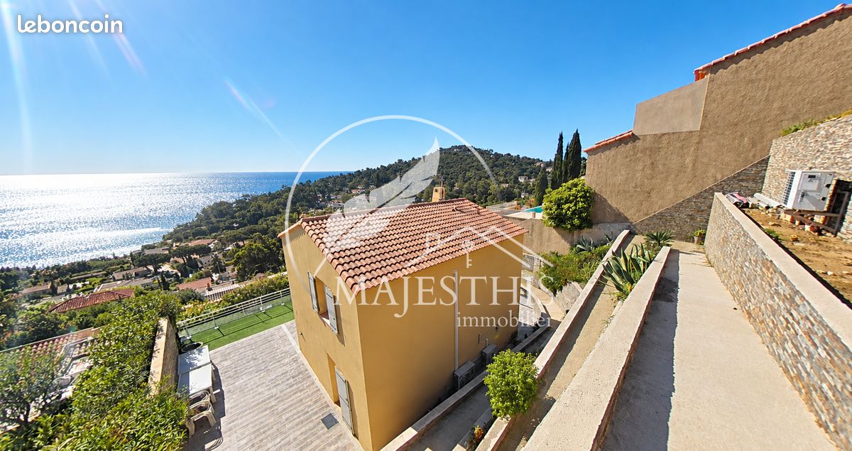 Maison 4 pièces 84 m² · au Lavandou · 84 m² · 1 750 €/mois