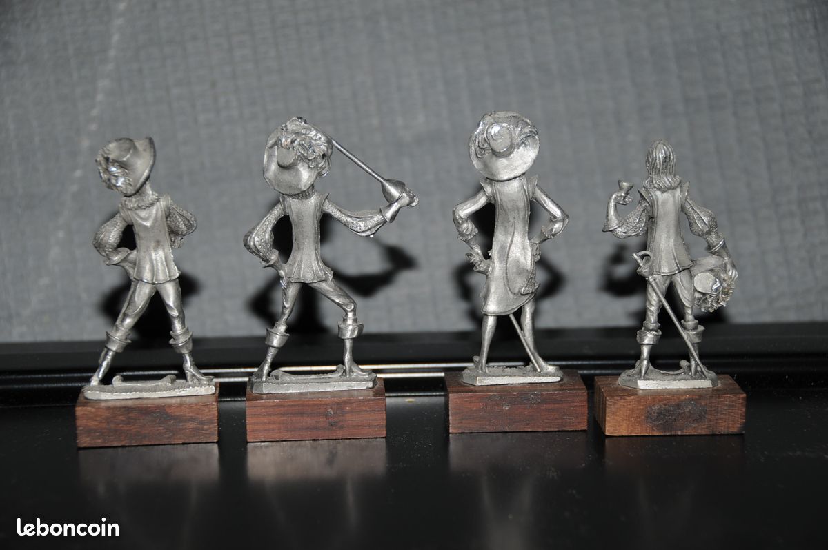 24 Figurines étain Mousquetaires Roi De France – Zinnfiguren – échelle 30mm – Allemagne